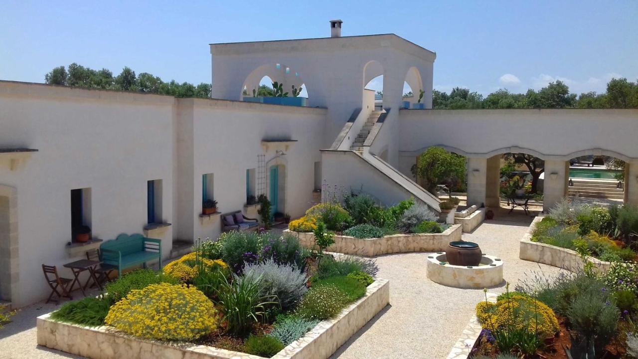 לינה וארוחת בוקר קרוביניו The Proud Garden מראה חיצוני תמונה