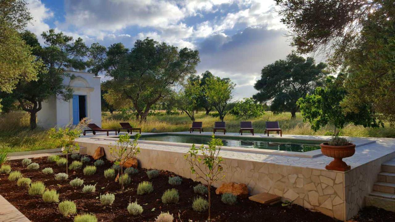 לינה וארוחת בוקר קרוביניו The Proud Garden מראה חיצוני תמונה